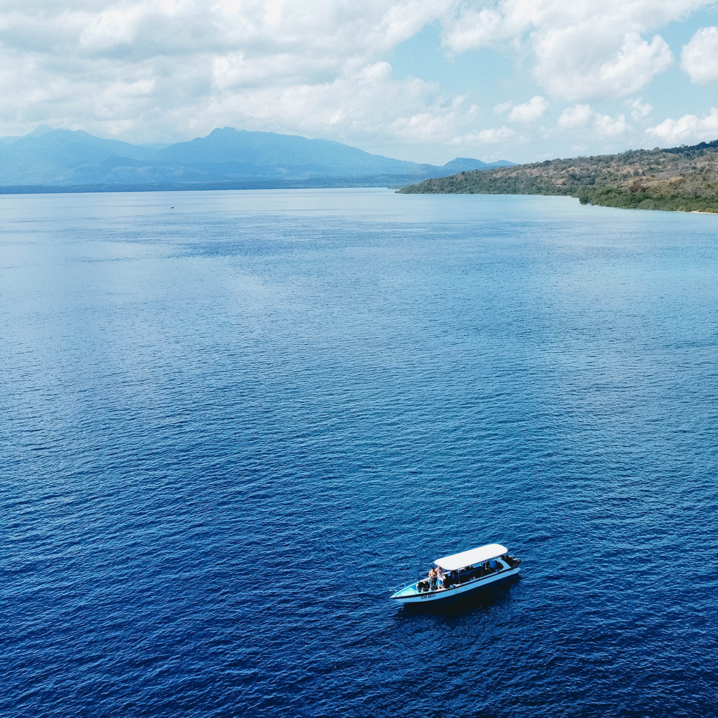 Diving boat at Menjangan Island - Easy Divers Bali